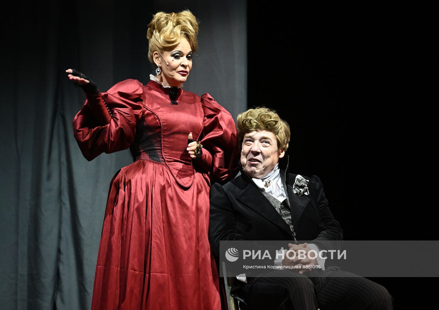 Спектакль "Дядюшкин сон" в театре им. Н.В. Гоголя 