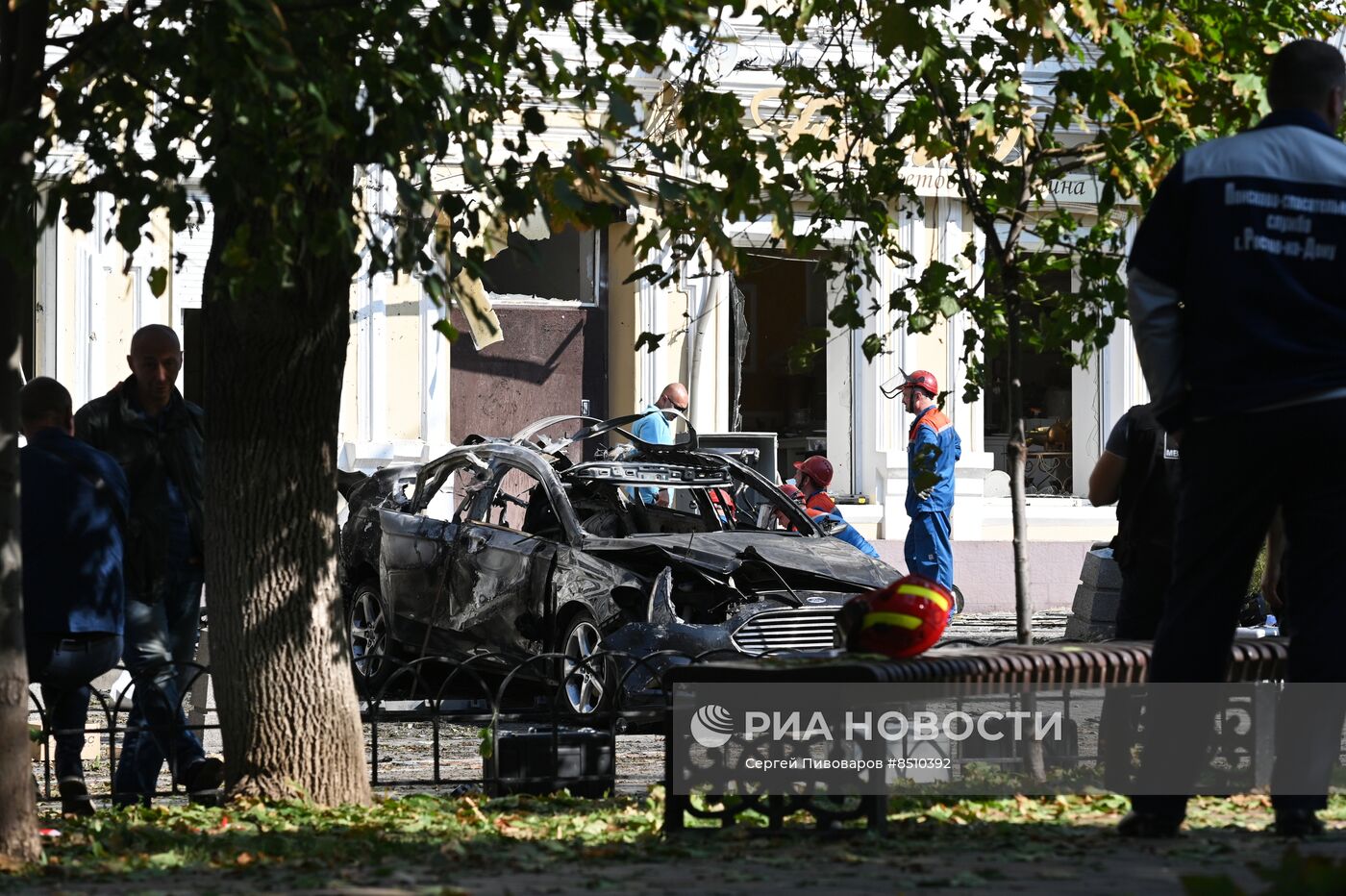 Последствия падения беспилотника в Ростове-на-Дону 
