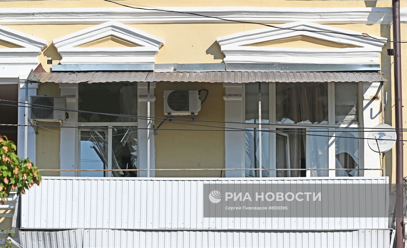 Последствия падения беспилотника в Ростове-на-Дону 