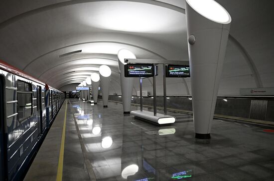 Открытие станций метро "Физтех", "Лианозово" и "Яхромская" 