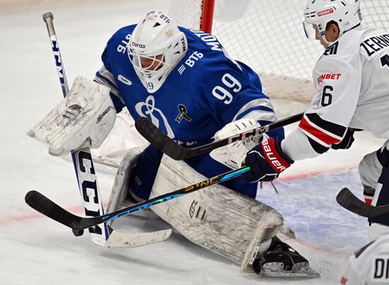 Хоккей. КХЛ. Матч "Динамо" (Москва) - "Металлург"