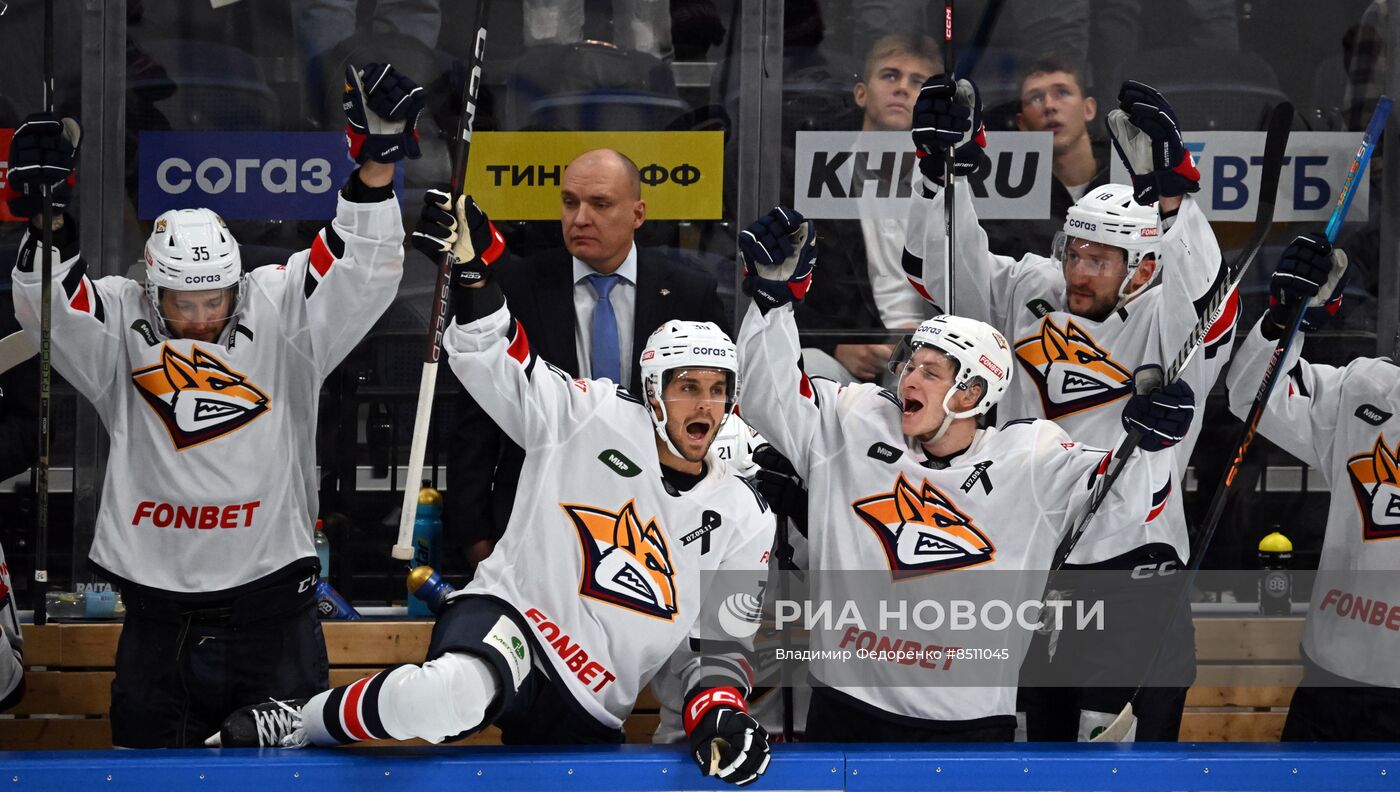 Хоккей. КХЛ. Матч "Динамо" (Москва) - "Металлург"