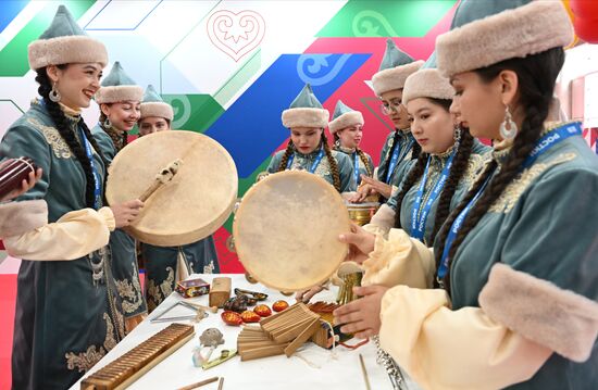 Международный бизнес-форум "Ростки" в Казани. День второй