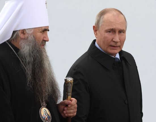 Рабочая поездка президента РФ В. Путина в Приволжский федеральный округ