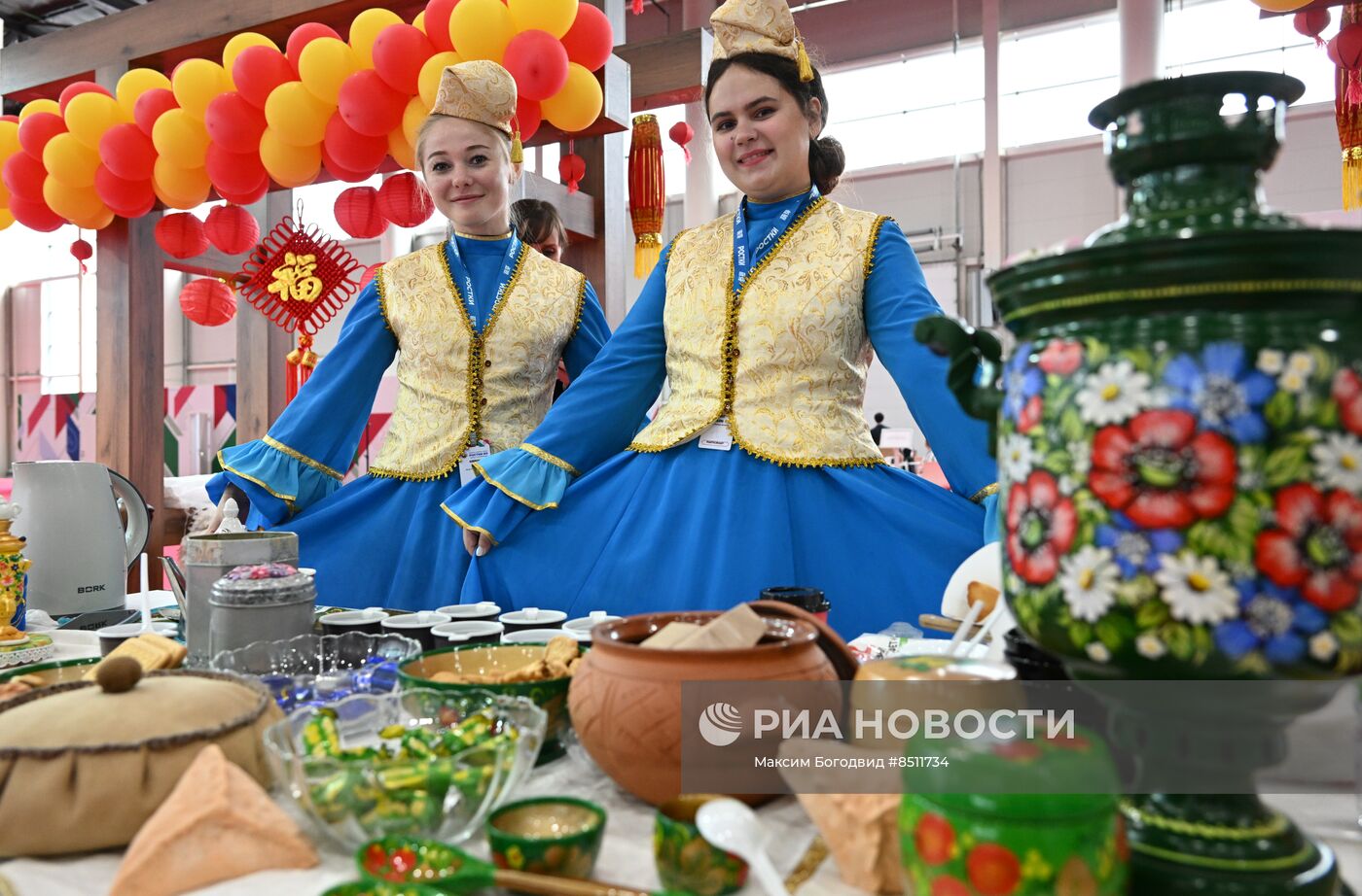 Международный бизнес-форум "Ростки" в Казани. День второй