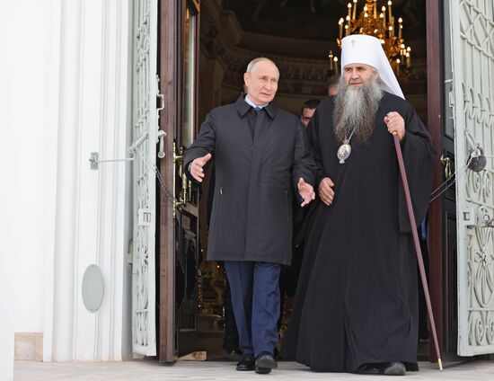 Рабочая поездка президента РФ В. Путина в Приволжский федеральный округ