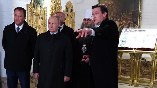 Рабочая поездка президента РФ В. Путина в Приволжский федеральный округ