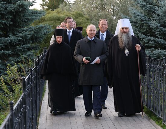 Рабочая поездка президента РФ В. Путина в Приволжский федеральный округ