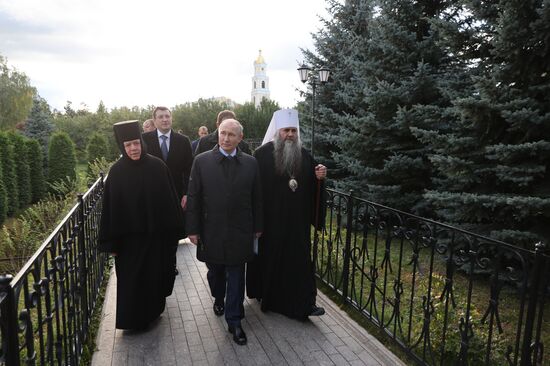 Рабочая поездка президента РФ В. Путина в Приволжский федеральный округ