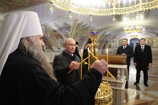 Рабочая поездка президента РФ В. Путина в Приволжский федеральный округ