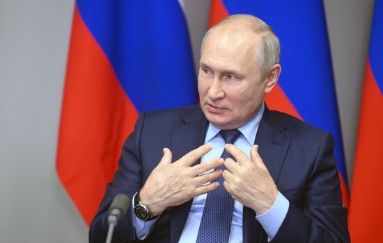 Рабочая поездка президента РФ В. Путина в Приволжский федеральный округ