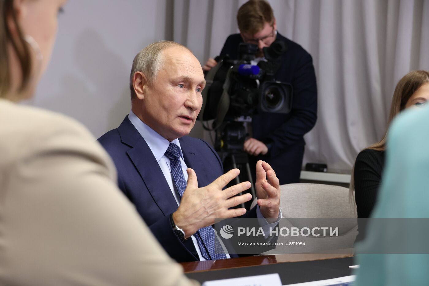 Рабочая поездка президента РФ В. Путина в Приволжский федеральный округ