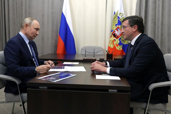 Рабочая поездка президента РФ В. Путина в Приволжский федеральный округ