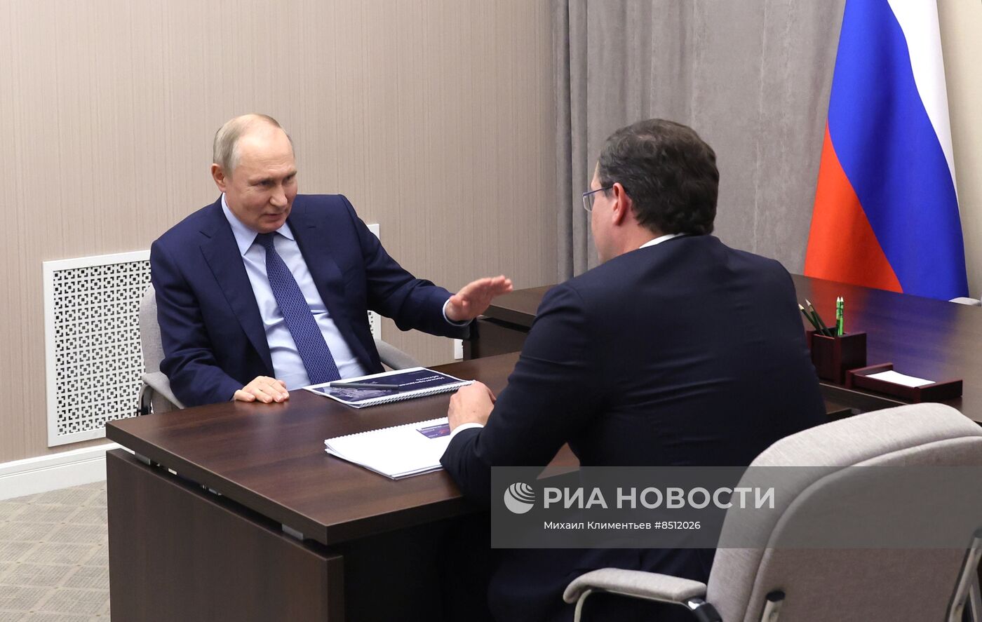 Рабочая поездка президента РФ В. Путина в Приволжский федеральный округ