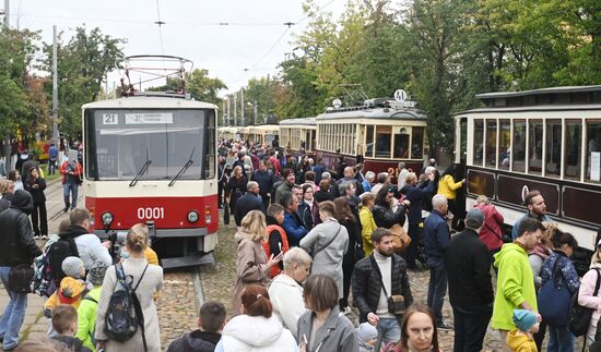 Парад трамваев в День города