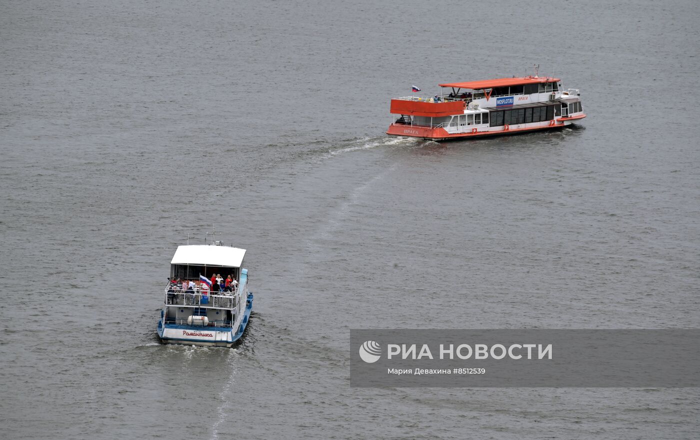 Парад судов на Москве-реке в честь Дня города