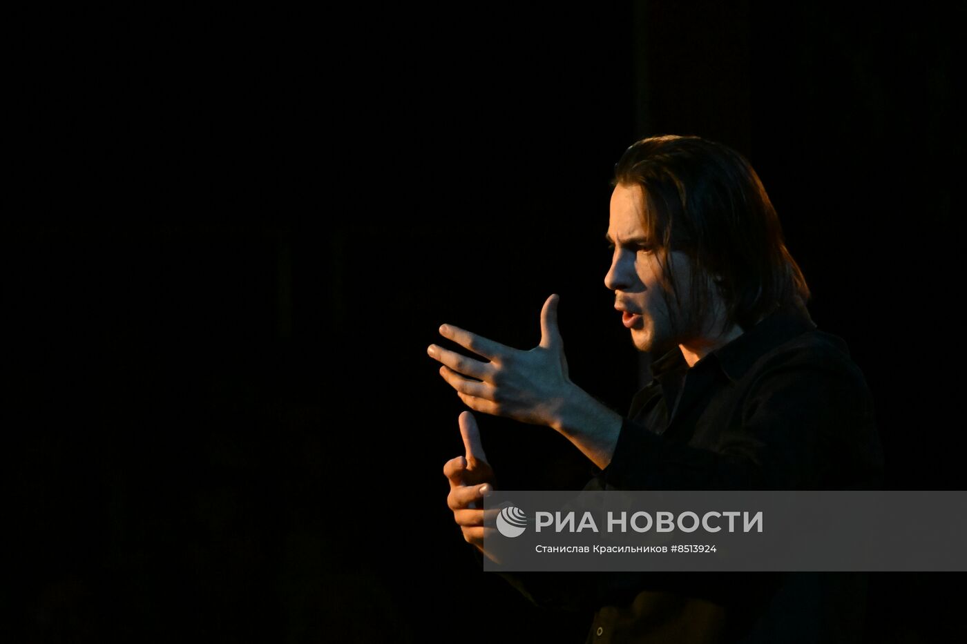 Спектакль "Дачники на Бали, или "Асса" 30 лет спустя" в театре на Бронной