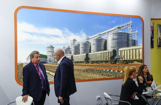 ВЭФ-2023. Работа форума