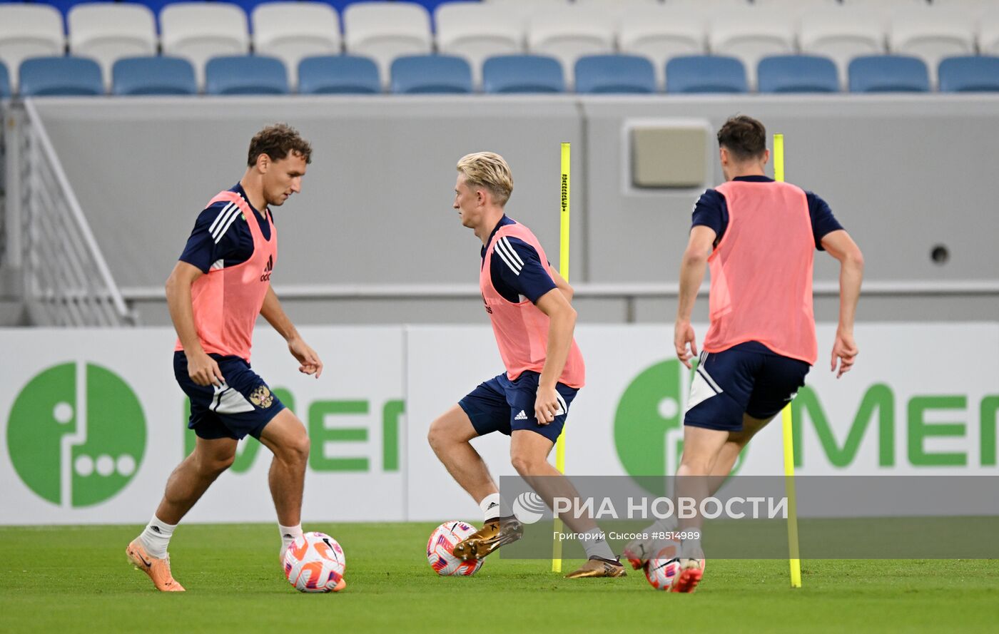 Футбол. Тренировка сборной России