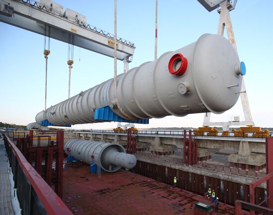 Отгрузка оборудования для нефтеперерабатывающих установок в Волгограде