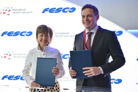 ВЭФ-2023. Подписание соглашения о сотрудничестве между ФЕСКО и АО "РЭЦ"