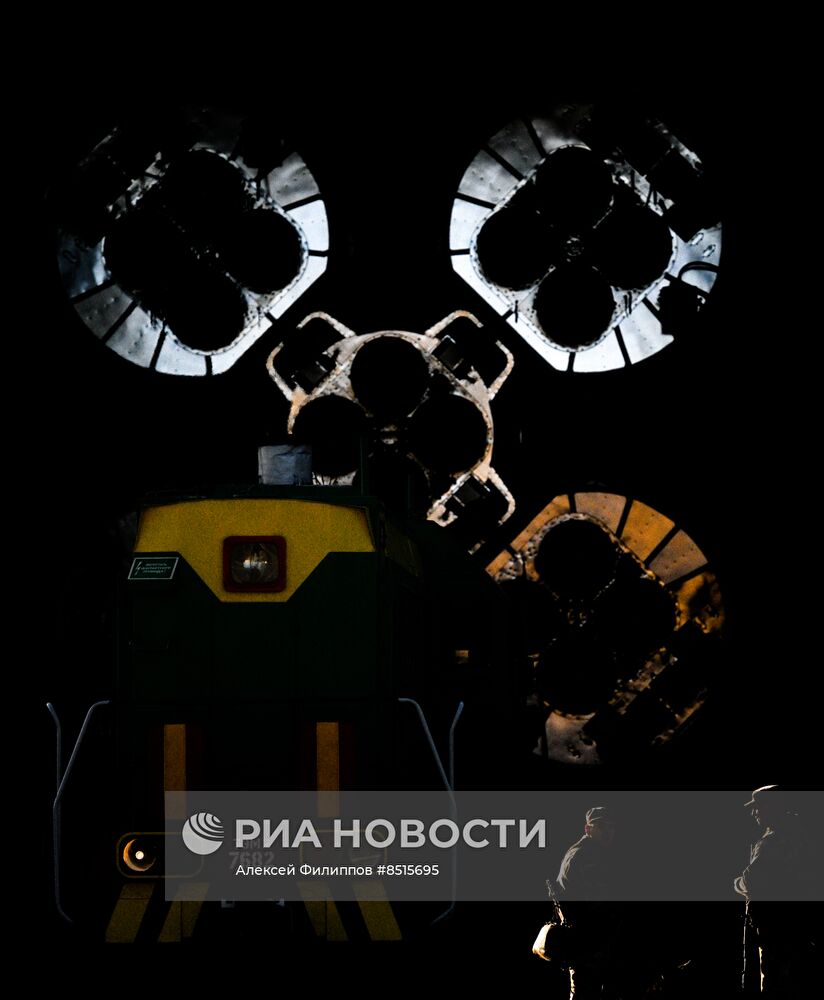 Вывоз РН "Союз-2.1а" с пилотируемым кораблем "Союз МС-24" на стартовый комплекс космодрома Байконур  