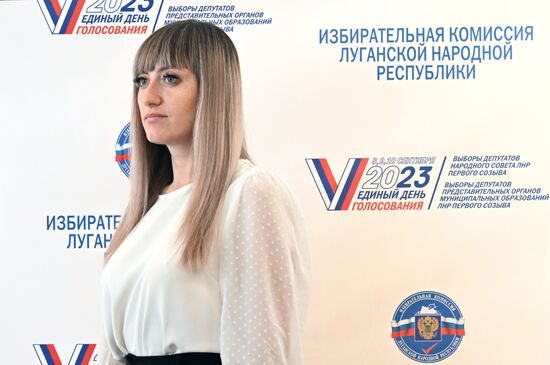 Брифинг зампреда избиркома ЛНР М. Сумской о ходе голосования на выборах