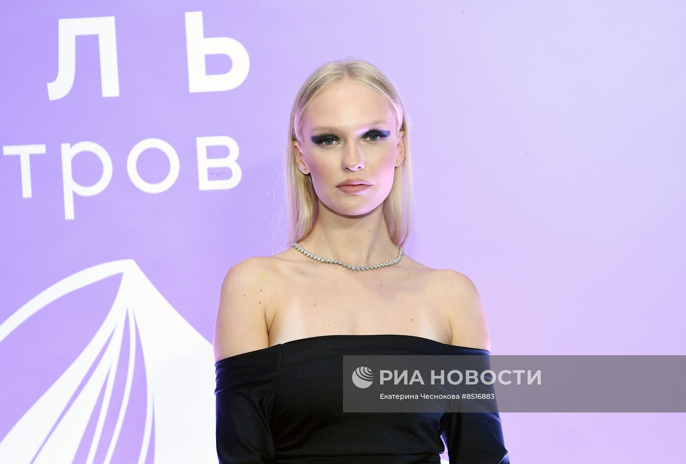 Фестиваль онлайн-кинотеатров "Новый сезон"