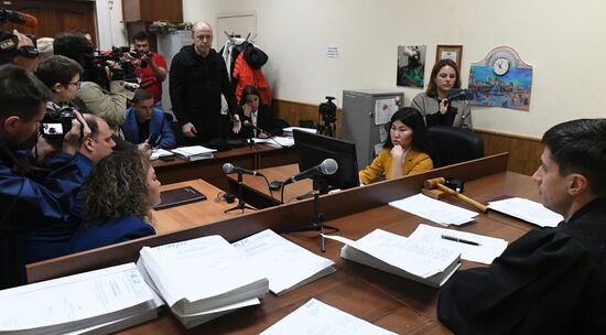 Судебное заседание по делу бывшего замглавы Росприроднадзора О. Митволя 