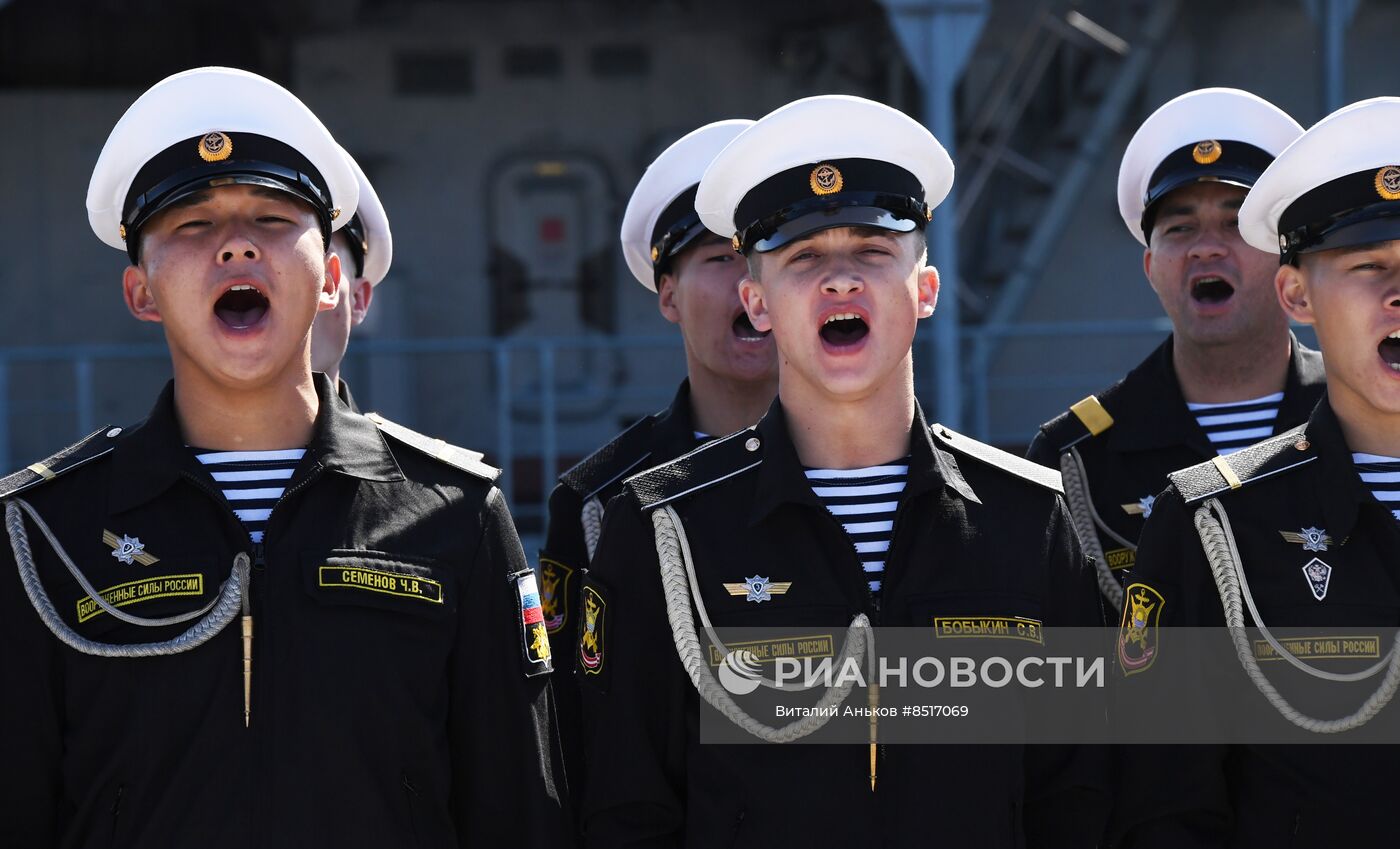 Церемония приема корвета "Резкий" в состав ТОФ 