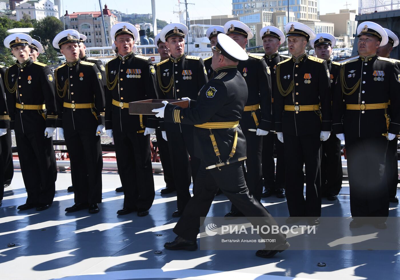 Церемония приема корвета "Резкий" в состав ТОФ 