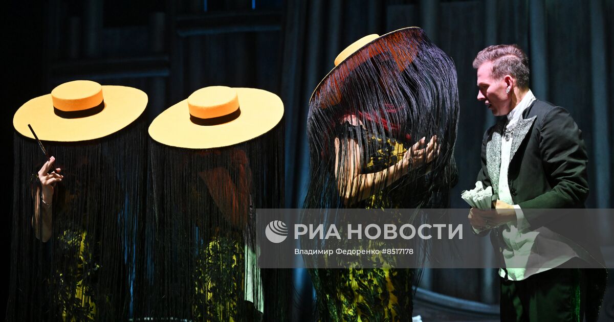 косметика врага спектакль афиша 2022. спектакль крем отзывы. спектакль крем отзывы. косметика врага спектакль казань. спектакль крем отзывы.