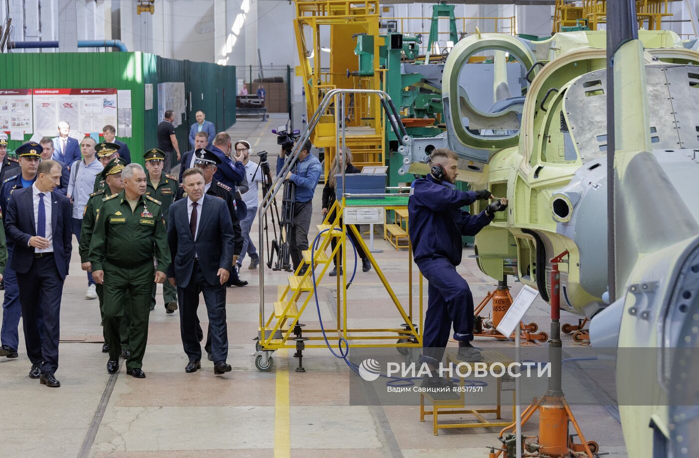 Министр обороны РФ С. Шойгу посетил Приморский край