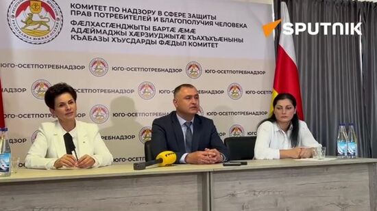 Президент Южной Осетии Алан Гаглоев поздравил коллектив Югоосетпотребнадзора и вручил награды отличившимся сотрудникам