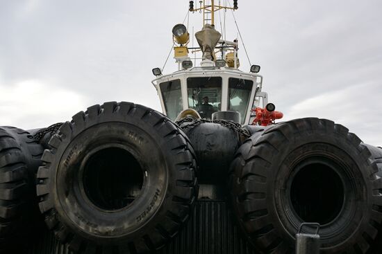Угольный терминал компании "Дальтрансуголь" в порту Ванино