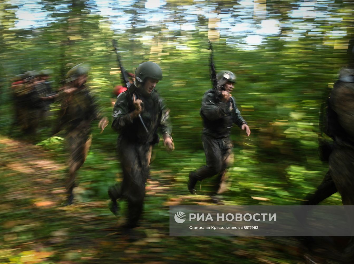 Всероссийские испытания на право ношения крапового берета среди сотрудников ФСИН