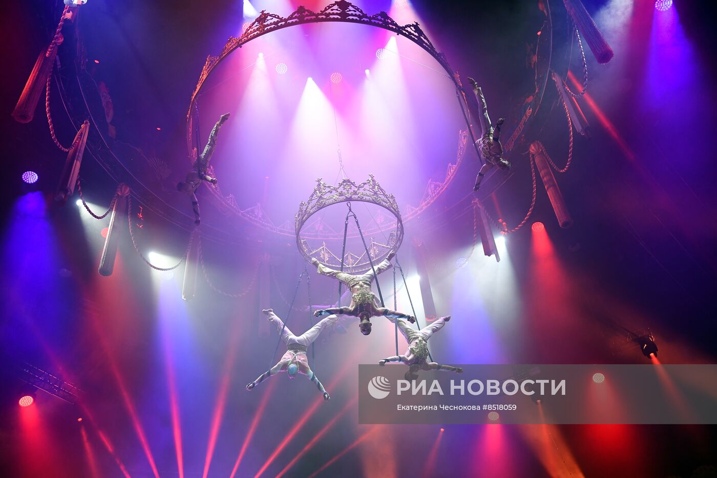 II Международный фестиваль циркового искусства "Без границ"