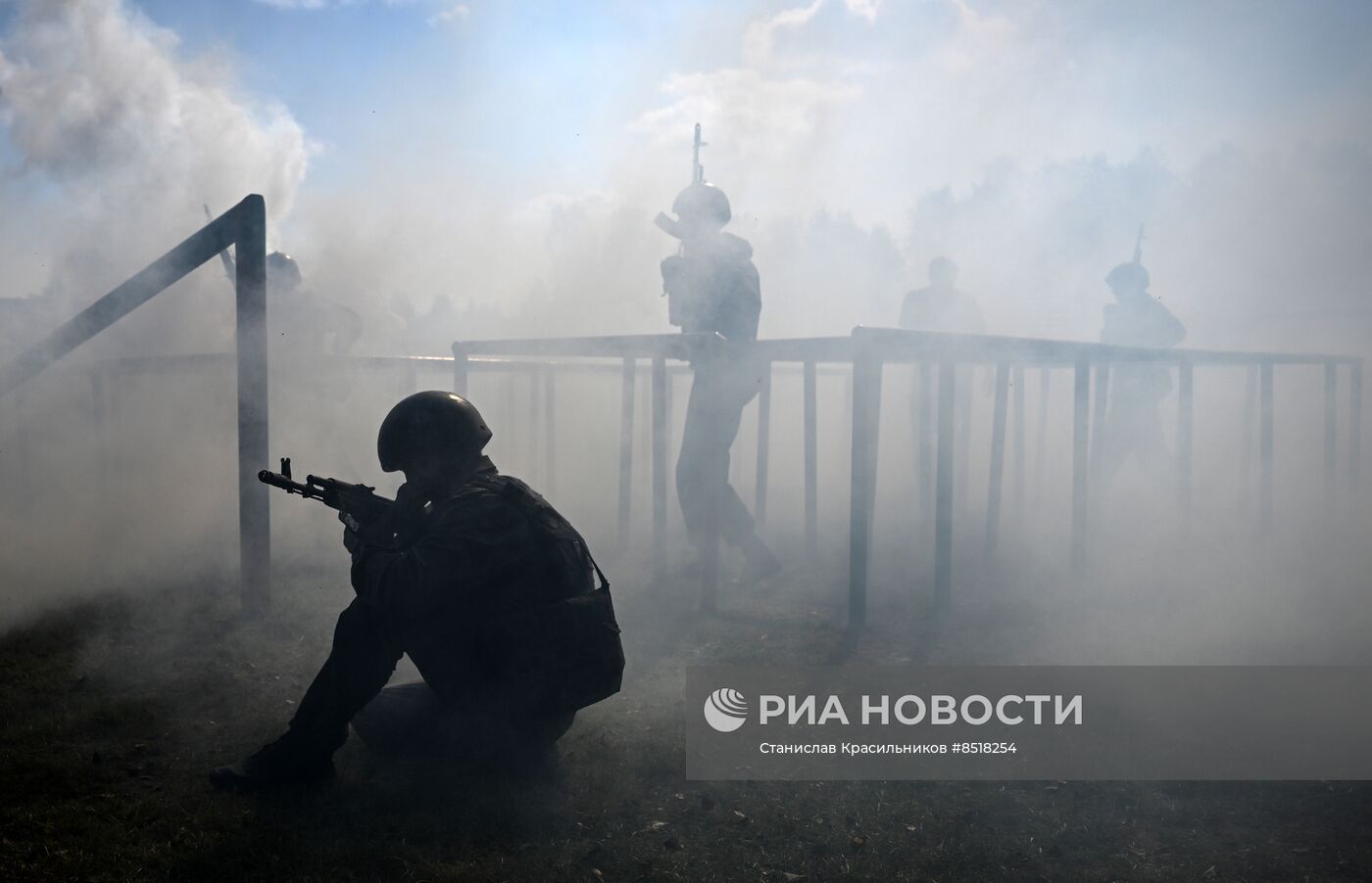 Всероссийские испытания на право ношения крапового берета среди сотрудников ФСИН