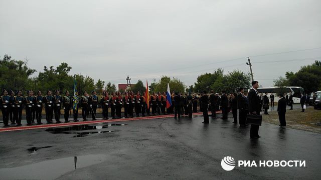 Ким Чен Ына, завершающего визит в Россию, проводили на станции в Приморье