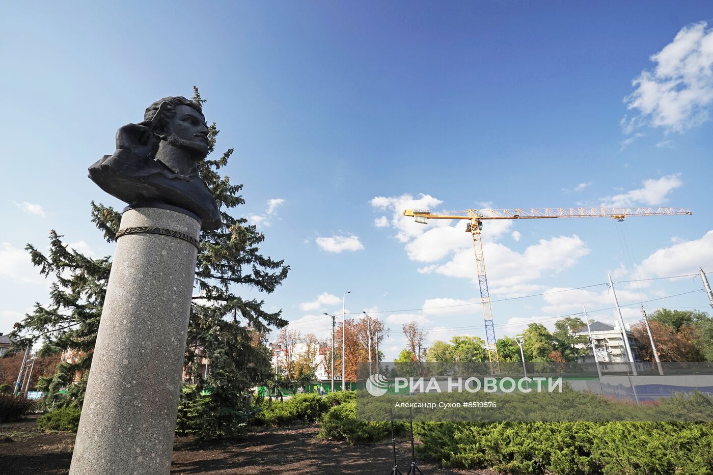 Открытие памятника А. Куинджи в Мариуполе