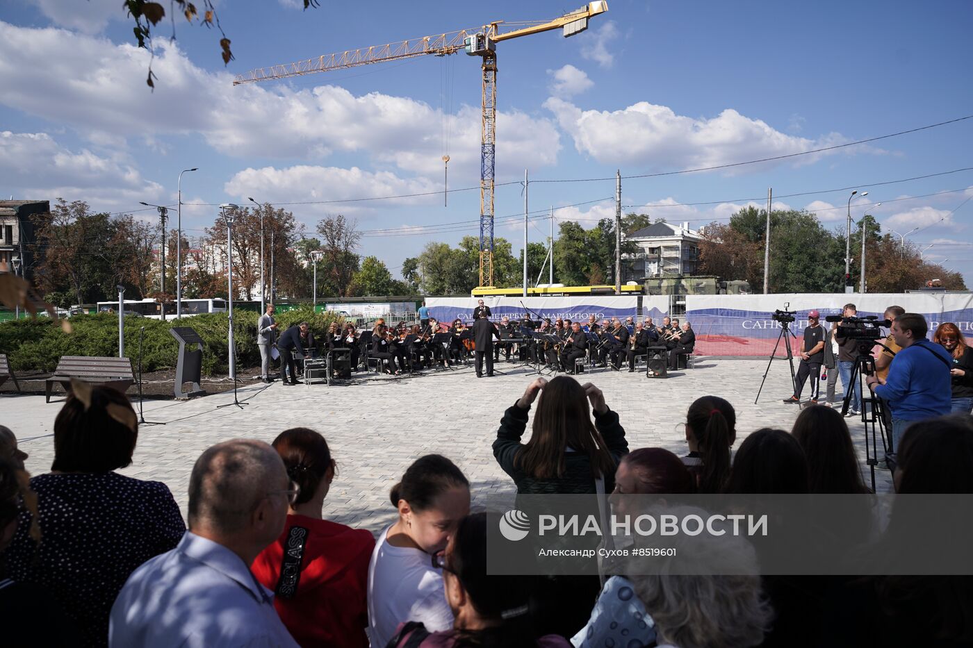 Открытие памятника А. Куинджи в Мариуполе