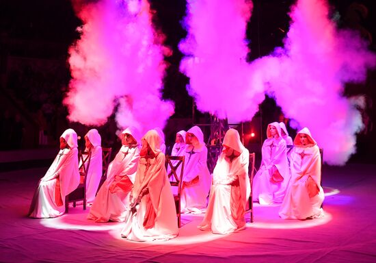 II Международный фестиваль циркового искусства "Без границ"