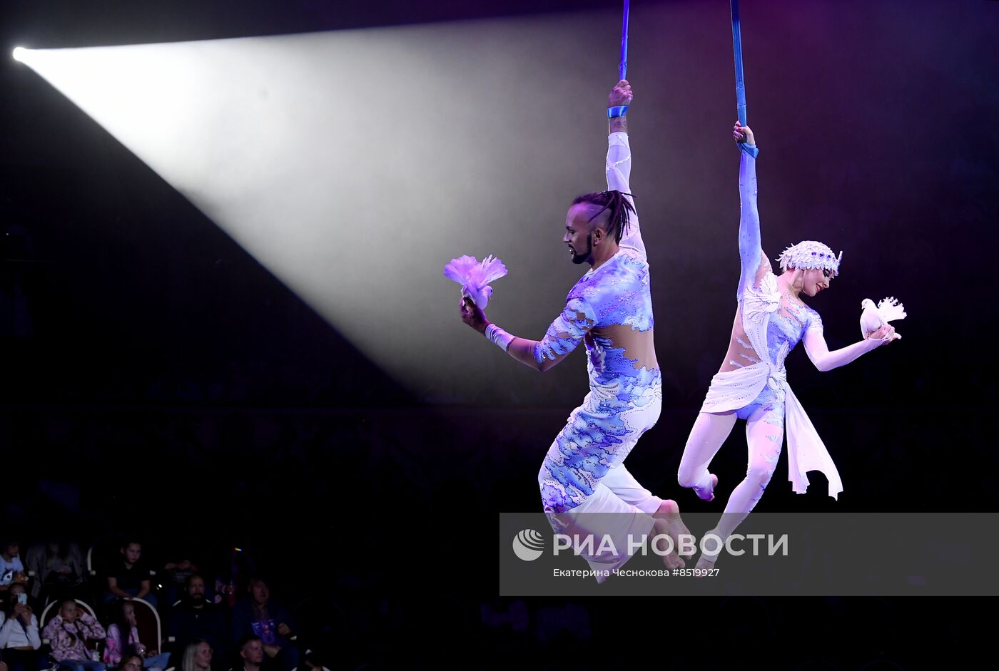 II Международный фестиваль циркового искусства "Без границ"