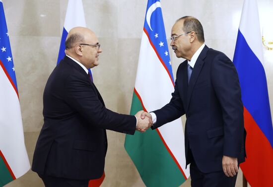 Премьер-министр РФ М. Мишустин провел заседание Совместной комиссии на уровне глав правительств России и Узбекистана