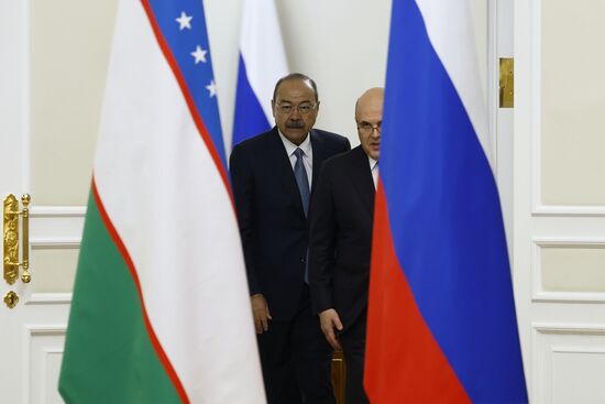 Премьер-министр РФ М. Мишустин провел заседание Совместной комиссии на уровне глав правительств России и Узбекистана