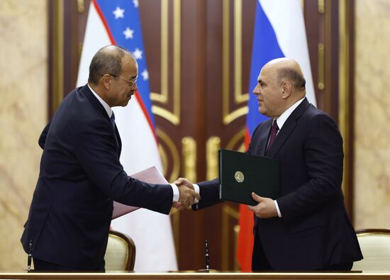 Премьер-министр РФ М. Мишустин провел заседание Совместной комиссии на уровне глав правительств России и Узбекистана