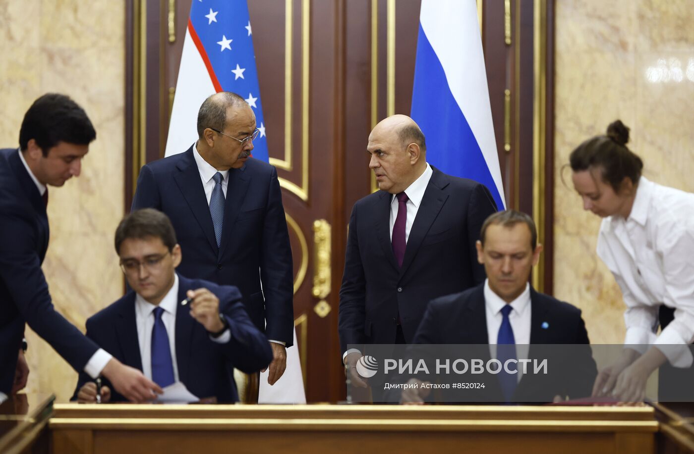 Премьер-министр РФ М. Мишустин провел заседание Совместной комиссии на уровне глав правительств России и Узбекистана