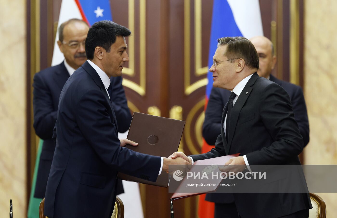 Премьер-министр РФ М. Мишустин провел заседание Совместной комиссии на уровне глав правительств России и Узбекистана