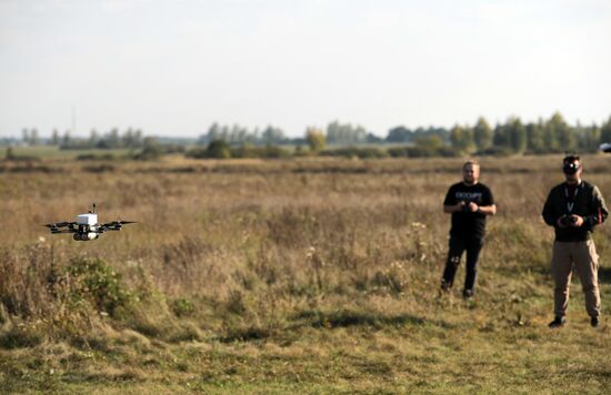 Испытания боевых дронов на аэродроме в Тамбове