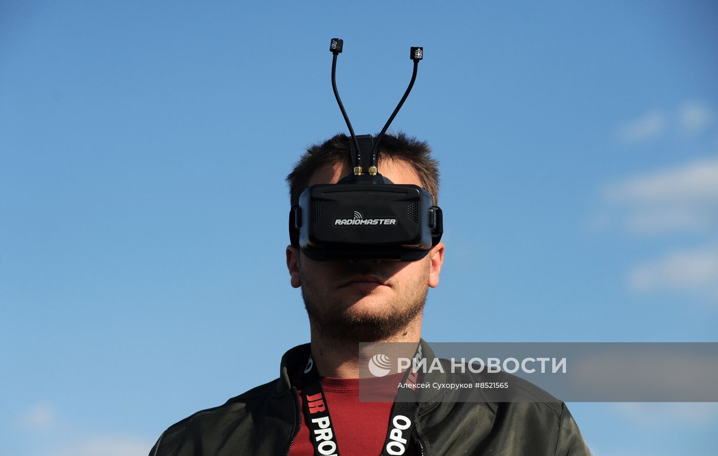 Испытания боевых дронов на аэродроме в Тамбове